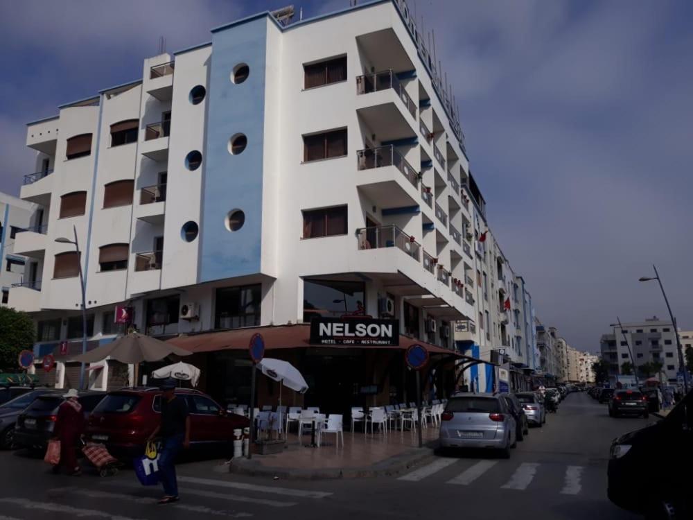 Hotel Nelson M'dik Luaran gambar