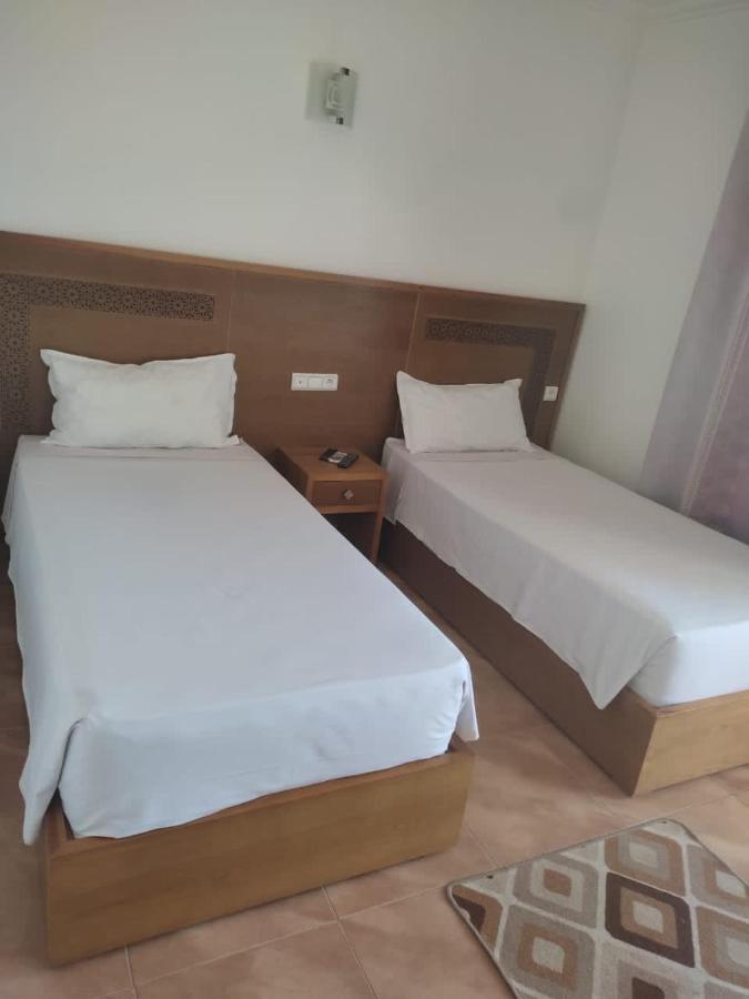 Hotel Nelson M'dik Luaran gambar